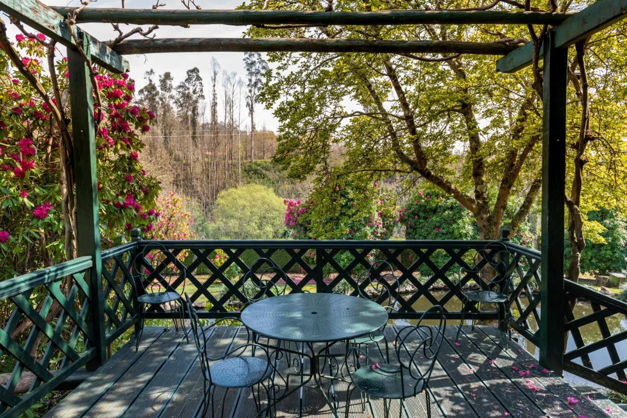 Hostal Quinta De Mouraes Casa Dos Rododendros Lever Exterior foto
