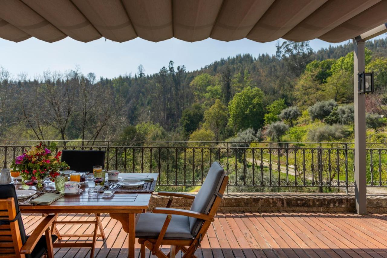 Hostal Quinta De Mouraes Casa Dos Rododendros Lever Exterior foto