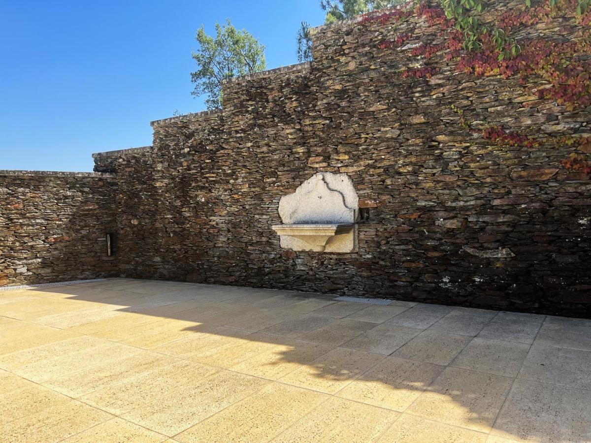 Hostal Quinta De Mouraes Casa Dos Rododendros Lever Exterior foto