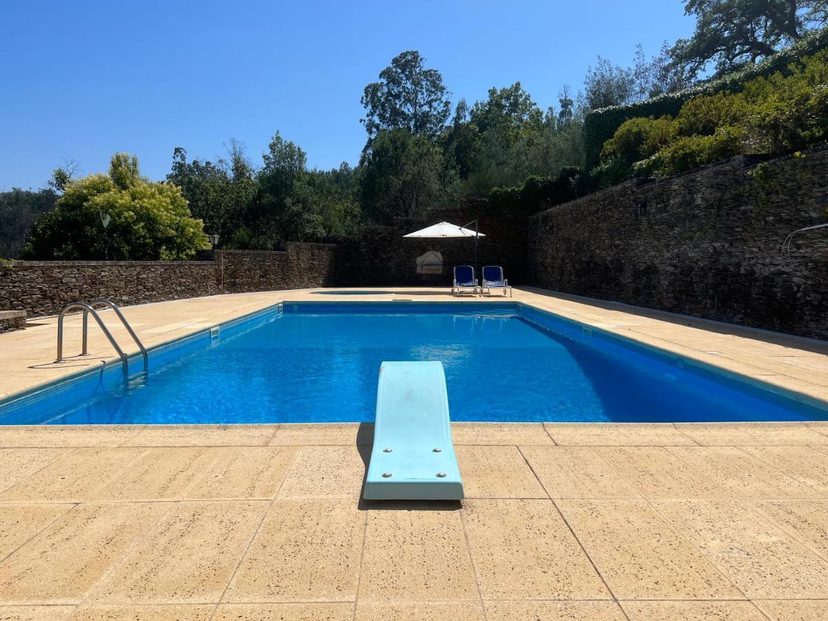 Hostal Quinta De Mouraes Casa Dos Rododendros Lever Exterior foto
