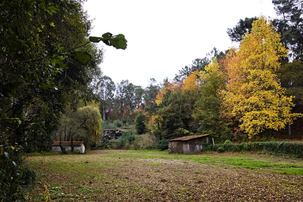 Hostal Quinta De Mouraes Casa Dos Rododendros Lever Exterior foto